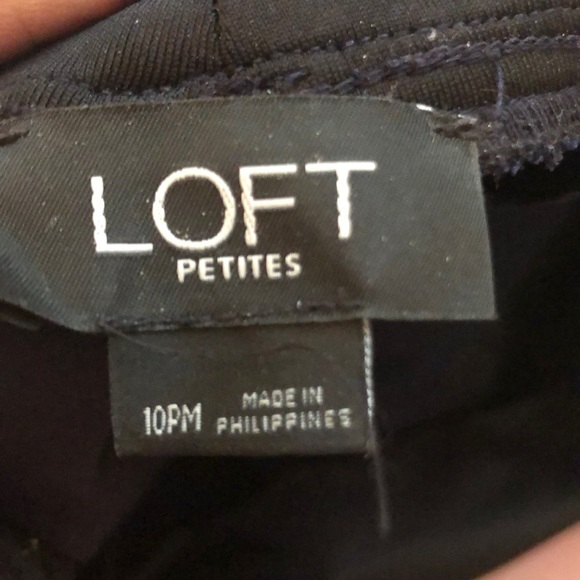 Loft Maternity Crops - Picture 3 of 3